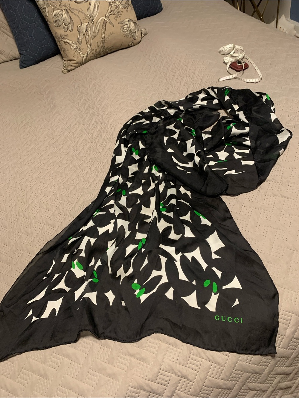 Gucci Silk Black & White Floral 💯 silk Scarf Pareo with Green Accents $450